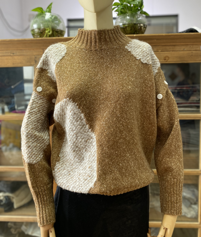 Women's sweater for winter