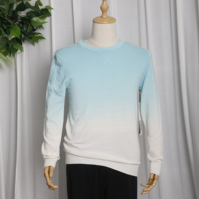 Mens' sweater