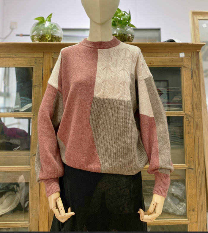 Women's sweater