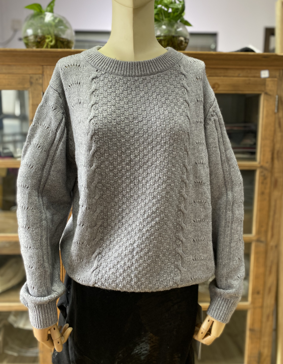 Women's sweater